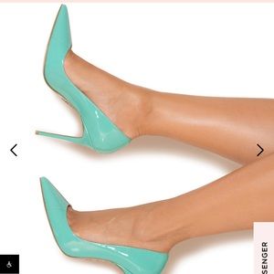 HouseofCB Pumps Brand New